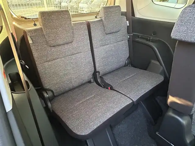 トヨタ シエンタ ハイブリッド Z 福岡県 2025(令7)年 0.1千km ベージュ 登録済未使用車純正10.5型ディスプレイオーディオ(フルセグTV/BT)全方位モニタートヨタセーフティセンスコーナーセンサー両側パワスラレーダークルコンドラレコBMSETCシートヒーターハンドルヒーターUSBポート純正LEDヘッドライトスマートキープッシュスタート