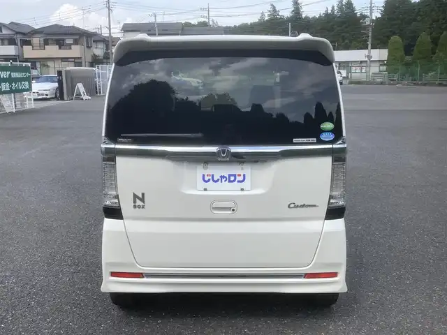 ホンダ Ｎ ＢＯＸ カスタム ターボ SSブラックSパッケージ 埼玉県 2017(平29)年 11.7万km プレミアムホワイトパールⅡ (株)IDOMが運営する【じしゃロン鳩ヶ谷店】の自社ローン専用車両になりますこちらは現金またはオートローンご利用時の価格です。自社ローンご希望の方は別途その旨お申付け下さい/ターボ車/社外メモリーナビ(品番:MDV-L404)/社外ワンセグTV/アイドリングストップ/クルーズコントロール/パドルシフト/革巻ステアリング/プッシュスタート/両側パワースライドドア/ETC/前方ドライブレコーダー/純正15インチAW/衝突被害軽減システム/ハーフレザーシート/前席シートヒーター/スマートキー/スペアキー1本/ウインカーミラー/フォグランプ