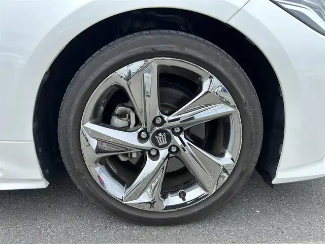 トヨタ クラウン ハイブリッド RS 静岡県 2019(平31)年 2.8万km ホワイトパールクリスタルシャイン ２２０系/トヨタセーフティセンス/純正8型ディスプレイ/ナビ/フルセグＴＶ/ＥＴＣ２．０/バックカメラ/スーパーライブサウンドシステム/三眼ＬＥＤヘッドライト/シーケンシャル/プッシュスタート/ＡＨＢ/ＬＴＡ/レーダークルーズ/純正１８ＡＷ/純正フロアマット/サイドカーテンエアバッグ/シートヒーター/前席パワーシート