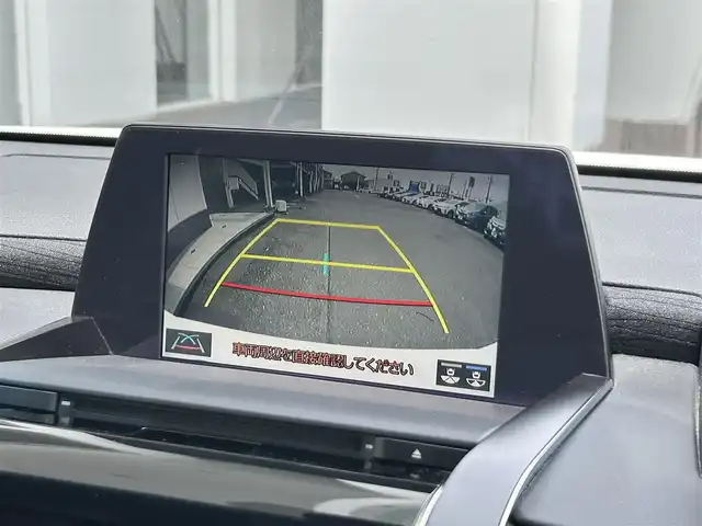 トヨタ クラウン ハイブリッド RS 静岡県 2019(平31)年 2.8万km ホワイトパールクリスタルシャイン ２２０系/トヨタセーフティセンス/純正8型ディスプレイ/ナビ/フルセグＴＶ/ＥＴＣ２．０/バックカメラ/スーパーライブサウンドシステム/三眼ＬＥＤヘッドライト/シーケンシャル/プッシュスタート/ＡＨＢ/ＬＴＡ/レーダークルーズ/純正１８ＡＷ/純正フロアマット/サイドカーテンエアバッグ/シートヒーター/前席パワーシート