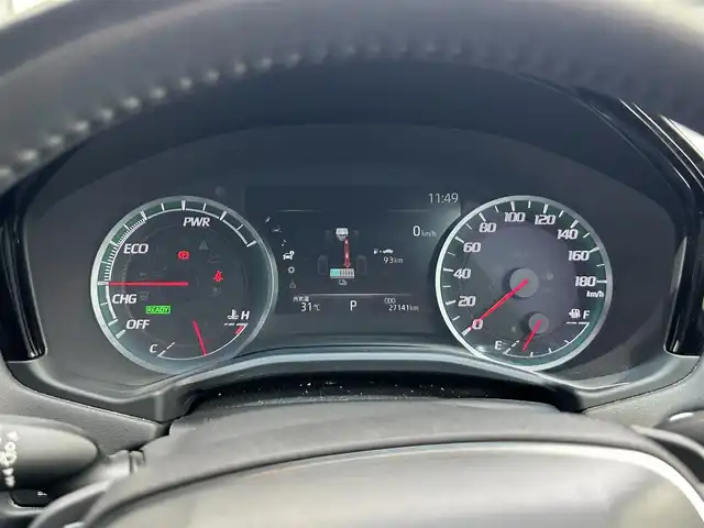 トヨタ クラウン ハイブリッド RS 静岡県 2019(平31)年 2.8万km ホワイトパールクリスタルシャイン ２２０系/トヨタセーフティセンス/純正8型ディスプレイ/ナビ/フルセグＴＶ/ＥＴＣ２．０/バックカメラ/スーパーライブサウンドシステム/三眼ＬＥＤヘッドライト/シーケンシャル/プッシュスタート/ＡＨＢ/ＬＴＡ/レーダークルーズ/純正１８ＡＷ/純正フロアマット/サイドカーテンエアバッグ/シートヒーター/前席パワーシート