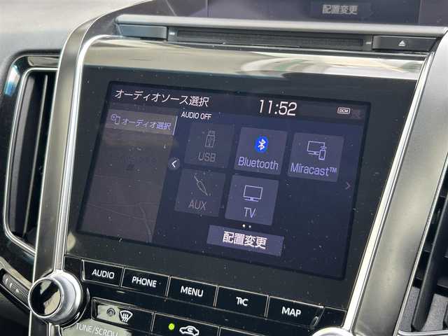 トヨタ クラウン ハイブリッド RS 静岡県 2019(平31)年 2.8万km ホワイトパールクリスタルシャイン ２２０系/トヨタセーフティセンス/純正8型ディスプレイ/ナビ/フルセグＴＶ/ＥＴＣ２．０/バックカメラ/スーパーライブサウンドシステム/三眼ＬＥＤヘッドライト/シーケンシャル/プッシュスタート/ＡＨＢ/ＬＴＡ/レーダークルーズ/純正１８ＡＷ/純正フロアマット/サイドカーテンエアバッグ/シートヒーター/前席パワーシート