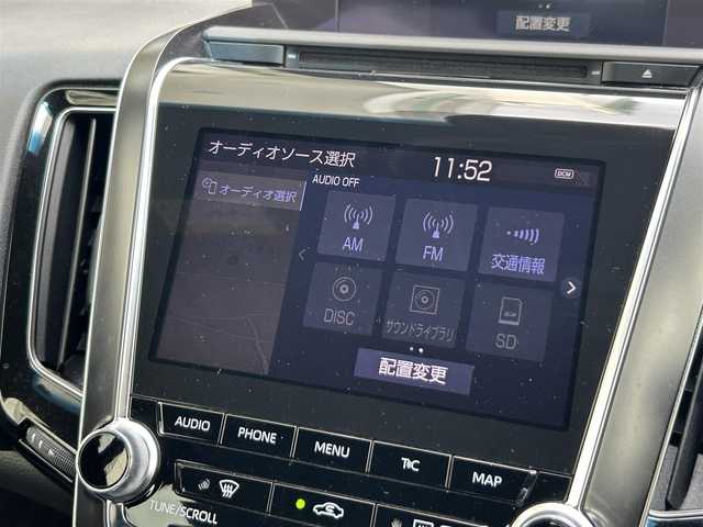 トヨタ クラウン ハイブリッド RS 静岡県 2019(平31)年 2.8万km ホワイトパールクリスタルシャイン ２２０系/トヨタセーフティセンス/純正8型ディスプレイ/ナビ/フルセグＴＶ/ＥＴＣ２．０/バックカメラ/スーパーライブサウンドシステム/三眼ＬＥＤヘッドライト/シーケンシャル/プッシュスタート/ＡＨＢ/ＬＴＡ/レーダークルーズ/純正１８ＡＷ/純正フロアマット/サイドカーテンエアバッグ/シートヒーター/前席パワーシート