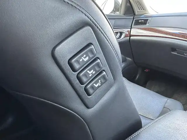 日産 フーガ 250GT 佐賀県 2015(平27)年 8.4万km スーパーブラック /エマージェンシーブレーキ//BCI後退時衝突防止支援システム//DCA:インテリジェントペダル//LDP:車線逸脱防止支援システム//BSI:後側方車両衝突防止支援システム//LDW：車線逸脱警報//BSW：後側方車両検知警報//追従型クルーズコントロール//純正MOPナビ//アラウンドビューカメラー//フルセグTV/DVD/CD/MSV//Bluetooth/USB//ブラックレザーシート//D・N席パワーシート//D席メモリー機能付き//シートヒーター//ベンチレーション//助手席オットマン//スマートキー//スペアキー//取扱説明書//新車保証書
