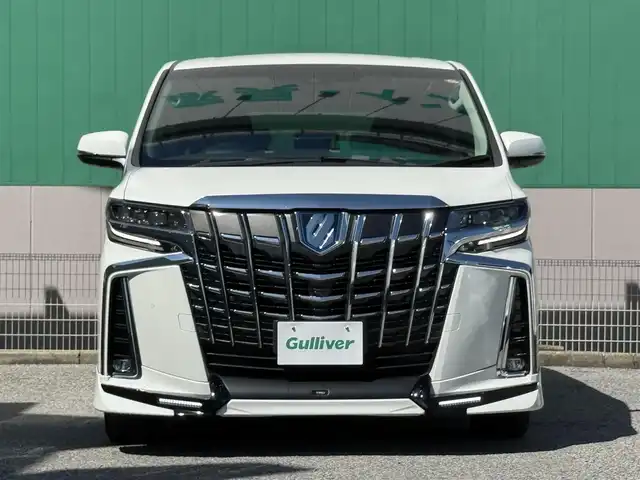 トヨタ アルファードハイブリット SR Cパッケージ 千葉県 2022(令4)年 6万km ホワイトパールクリスタルシャイン 純正10.5インチメモリーナビ/JBLプレミアムサウンド/フルセグTV/CD/DVD/BT/USB/HDMI/TRDフルエアロ/パノラミックビューモニター/フリップダウンモニター/レーダークルーズコントロール/パワーバックドア/両側パワースライドドア/黒革シート/1列目2列目パワーシート/D/N席シートヒーター/エアシート/パーキングアシスト/デジタルインナーミラー/ステアリングヒーター/ブラインドスポットモニター/トヨタセーフティセンス