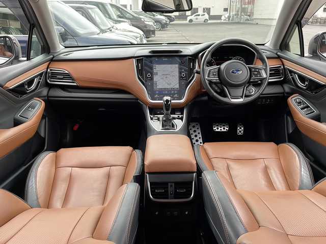 スバル アウトバック リミテッドEX 道北・旭川 2021(令3)年 3.8万km クリスタルホワイトP /4WD//ワンオーナー//禁煙車//12.3インチフル液晶メーター純正ナビ//USB/Applecarplay/BT//フロント/サイド/バックカメラ//アイサイト//プリクラッシュブレーキ//レーンキープ//誤発信抑制//コーナーセンサー//ドライバーモニタリングシステム//アイドリングストップ//パドルシフト//革シート//運転席メモリシート//前席パワーシート//全席シートヒーター//ステアリングヒーター//パワーバックドア//ルーフレール//ドライブレコーダー//ETC//オートリトラミラー//オートライト//LEDヘッドライト//フォグライト//リアフォグ//フロントデアイサー//純正フロアマット