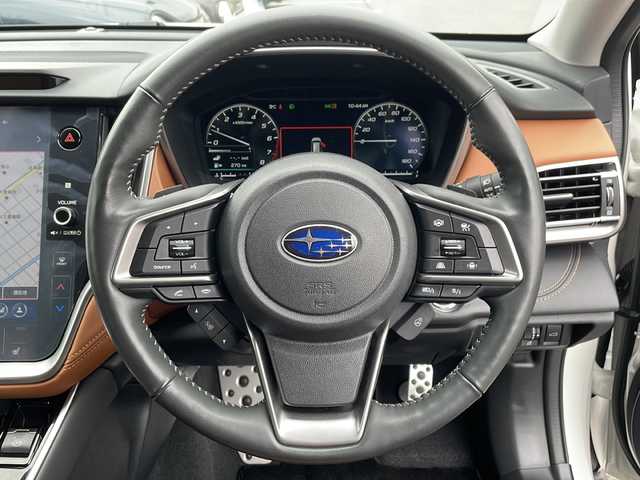 スバル アウトバック リミテッドEX 道北・旭川 2021(令3)年 3.8万km クリスタルホワイトP /4WD//ワンオーナー//禁煙車//12.3インチフル液晶メーター純正ナビ//USB/Applecarplay/BT//フロント/サイド/バックカメラ//アイサイト//プリクラッシュブレーキ//レーンキープ//誤発信抑制//コーナーセンサー//ドライバーモニタリングシステム//アイドリングストップ//パドルシフト//革シート//運転席メモリシート//前席パワーシート//全席シートヒーター//ステアリングヒーター//パワーバックドア//ルーフレール//ドライブレコーダー//ETC//オートリトラミラー//オートライト//LEDヘッドライト//フォグライト//リアフォグ//フロントデアイサー//純正フロアマット