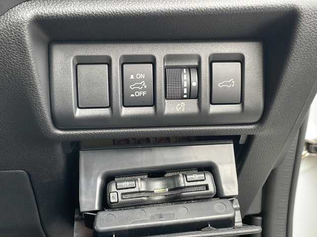 スバル アウトバック リミテッドEX 道北・旭川 2021(令3)年 3.8万km クリスタルホワイトP /4WD//ワンオーナー//禁煙車//12.3インチフル液晶メーター純正ナビ//USB/Applecarplay/BT//フロント/サイド/バックカメラ//アイサイト//プリクラッシュブレーキ//レーンキープ//誤発信抑制//コーナーセンサー//ドライバーモニタリングシステム//アイドリングストップ//パドルシフト//革シート//運転席メモリシート//前席パワーシート//全席シートヒーター//ステアリングヒーター//パワーバックドア//ルーフレール//ドライブレコーダー//ETC//オートリトラミラー//オートライト//LEDヘッドライト//フォグライト//リアフォグ//フロントデアイサー//純正フロアマット