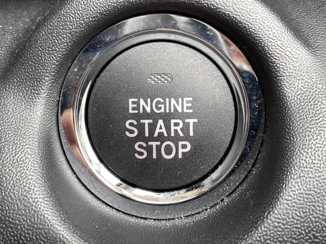 スバル アウトバック リミテッドEX 道北・旭川 2021(令3)年 3.8万km クリスタルホワイトP /4WD//ワンオーナー//禁煙車//12.3インチフル液晶メーター純正ナビ//USB/Applecarplay/BT//フロント/サイド/バックカメラ//アイサイト//プリクラッシュブレーキ//レーンキープ//誤発信抑制//コーナーセンサー//ドライバーモニタリングシステム//アイドリングストップ//パドルシフト//革シート//運転席メモリシート//前席パワーシート//全席シートヒーター//ステアリングヒーター//パワーバックドア//ルーフレール//ドライブレコーダー//ETC//オートリトラミラー//オートライト//LEDヘッドライト//フォグライト//リアフォグ//フロントデアイサー//純正フロアマット