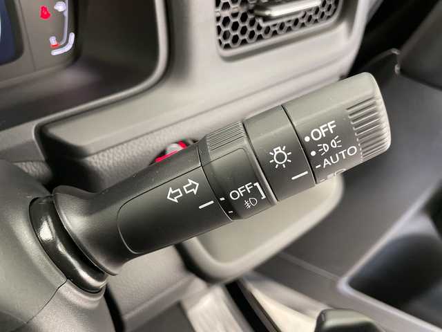 ホンダ ステップワゴン スパーダ eHEV 長野県 2025(令7)年 0.1千km クリスタルブラックパール 届出済未使用車/純正メモリナビ&フルセグTV&CD&DVD&USB&BT/ホンダセンシング/アダプティブクルーズコントロール/レーンキープアシスト/衝突軽減ブレーキ/ブラインドスポットインフォメーション/クリアランスソナー/標識認識表示/両側パワースライドドア/パワーバックドア/ハーフレザーシート/前席シートヒーター/ステアリングスイッチ/パドルシフト/2列目オットマン/2列目サンシェード/バックカメラ/LEDヘッドライト/オートライト/フロントフォグランプ/電動格納ミラー/ウィンカーミラー/電動ホールド/ブレーキホールド/純正16インチAW装着/プッシュスタート/スマートキー/スペアキー1本/取扱説明書/新車保証書