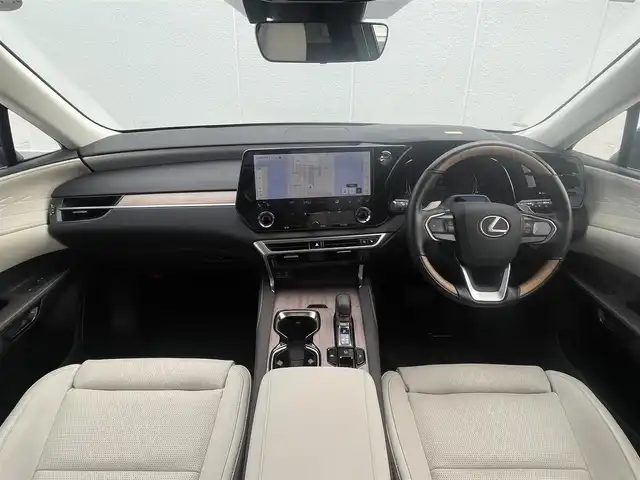 レクサス ＲＸ 350h バージョンL 東京都 2024(令6)年 2.1万km グラファイトブラックガラスフレーク サンルーフ/純正ナビ（フルセグTV・Bluetooth・HDMI）/アダプティブクルーズコントロール/パーキングアシスト/全方位カメラ/BSM/ワイヤレス充電器/ビルトインETC2.0/前席パワーシート/前席シートヒーター/前席エアシート/ステアリングヒーター/ヘッドアップディスプレイ/電動リアゲート/ハーフレザーシート/コーナーセンサー/横滑り防止装置/衝突軽減ブレーキ/レーンキープアシスト/純正フロアマット/LEDオートライト/スマートキー/プッシュスタート