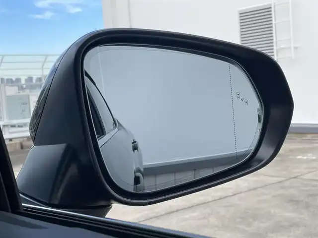 レクサス ＲＸ 350h バージョンL 東京都 2024(令6)年 2.1万km グラファイトブラックガラスフレーク サンルーフ/純正ナビ（フルセグTV・Bluetooth・HDMI）/アダプティブクルーズコントロール/パーキングアシスト/全方位カメラ/BSM/ワイヤレス充電器/ビルトインETC2.0/前席パワーシート/前席シートヒーター/前席エアシート/ステアリングヒーター/ヘッドアップディスプレイ/電動リアゲート/ハーフレザーシート/コーナーセンサー/横滑り防止装置/衝突軽減ブレーキ/レーンキープアシスト/純正フロアマット/LEDオートライト/スマートキー/プッシュスタート