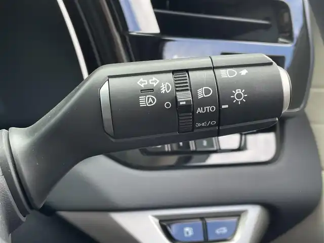 レクサス ＲＸ 350h バージョンL 東京都 2024(令6)年 2.1万km グラファイトブラックガラスフレーク サンルーフ/純正ナビ（フルセグTV・Bluetooth・HDMI）/アダプティブクルーズコントロール/パーキングアシスト/全方位カメラ/BSM/ワイヤレス充電器/ビルトインETC2.0/前席パワーシート/前席シートヒーター/前席エアシート/ステアリングヒーター/ヘッドアップディスプレイ/電動リアゲート/ハーフレザーシート/コーナーセンサー/横滑り防止装置/衝突軽減ブレーキ/レーンキープアシスト/純正フロアマット/LEDオートライト/スマートキー/プッシュスタート