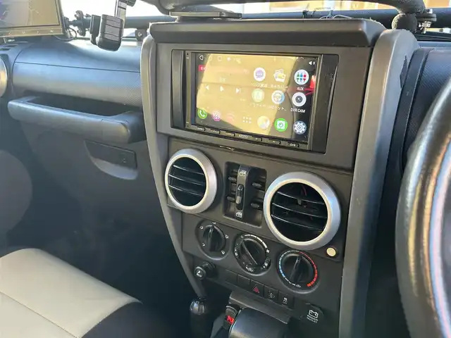 クライスラー・ジープ ジープ ラングラー アンリミテッド スポーツ4AT 福岡県 2010(平22)年 12.1万km 黒 All-Terrainタイヤ/社外オーディオ/ATOTO/Bluetooth/XRC/TERAFLEX/リフトアップ/Bカメラ/サイドカメラ/ETC/純正フロアマット/純正18インチAW/社外LEDライト/保証書/取扱説明書/リモコンキー