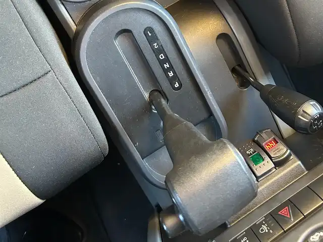 クライスラー・ジープ ジープ ラングラー アンリミテッド スポーツ4AT 福岡県 2010(平22)年 12.1万km 黒 All-Terrainタイヤ/社外オーディオ/ATOTO/Bluetooth/XRC/TERAFLEX/リフトアップ/Bカメラ/サイドカメラ/ETC/純正フロアマット/純正18インチAW/社外LEDライト/保証書/取扱説明書/リモコンキー