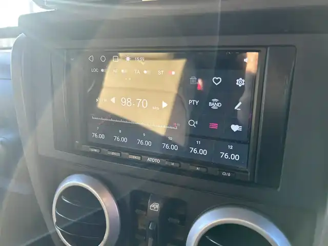 クライスラー・ジープ ジープ ラングラー アンリミテッド スポーツ4AT 福岡県 2010(平22)年 12.1万km 黒 All-Terrainタイヤ/社外オーディオ/ATOTO/Bluetooth/XRC/TERAFLEX/リフトアップ/Bカメラ/サイドカメラ/ETC/純正フロアマット/純正18インチAW/社外LEDライト/保証書/取扱説明書/リモコンキー