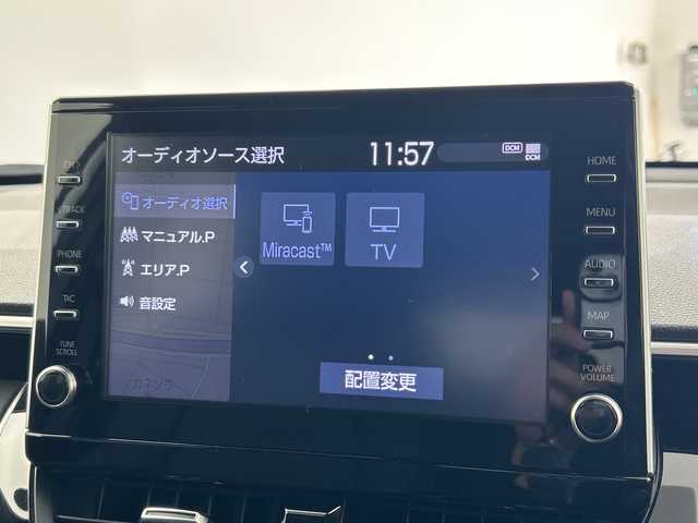 トヨタ カローラ クロス ハイブリッド Z 三重県 2022(令4)年 3.5万km プラチナホワイトパールマイカ /禁煙車//純正9インチディスプレイオーディオ//純正OP DVDデッキ//バックカメラ//オートAC//DN席シートヒーター//D席パワーシート//ハーフレザーシート//電子サイドブレーキ//ブレーキオートホールド//パノラマルーフ//100V充電//4WD//トヨタセーフティセンス//PCS//LTA//PKSB//RSA//前後クリアランスソナー//革巻きステアリング//ステアリングスイッチ//レーダークルーズコントロール//オートハイビーム//純正ビルトインETC2.0//社外前後ドライブレコーダー//LED//フォグ