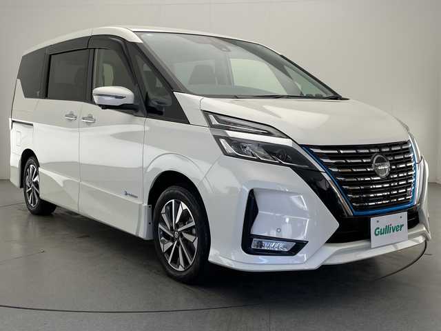 日産 セレナ e－パワー ハイウェイスター V 宮崎県 2020(令2)年 5万km ブリリアントホワイトパール プロパイロット/エマージェンシーブレーキ/LDW（車線逸脱警報）/LDP（車線逸脱防止支援）/BSW（後側方車両検知警報）/BSI（後側衝突防止支援）/速度標識表示/道路標識表示/コーナーセンサー/純正７インチナビ/フルセグTV/CD/DVD/Bluetooth/社外フリップダウンモニター/アラウンドビューモニター/両側パワースライドドア/ハンズフリーオートスライドドア/ビルトインETC/純正16インチAW/取扱説明書/ナビ取扱説明書