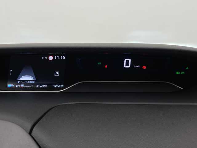 日産 セレナ e－パワー ハイウェイスター V 宮崎県 2020(令2)年 5万km ブリリアントホワイトパール プロパイロット/エマージェンシーブレーキ/LDW（車線逸脱警報）/LDP（車線逸脱防止支援）/BSW（後側方車両検知警報）/BSI（後側衝突防止支援）/速度標識表示/道路標識表示/コーナーセンサー/純正７インチナビ/フルセグTV/CD/DVD/Bluetooth/社外フリップダウンモニター/アラウンドビューモニター/両側パワースライドドア/ハンズフリーオートスライドドア/ビルトインETC/純正16インチAW/取扱説明書/ナビ取扱説明書