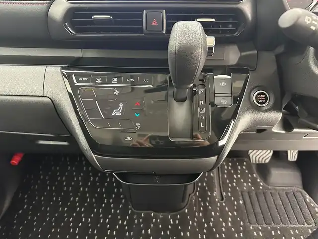 日産 ルークス HWS Gターボ プロパイロットED 兵庫県 2025(令7)年 0.1千km ベージュⅡ 純正ディスプレイオーディオ/（BT、HDMI、カープレイ）/全方位カメラ/デジタルインナーミラー/両側パワースライドドア/プロパイロット/電子パーキング/ブレーキホールド/オートライト/LEDヘッドライト/純正フロアマット/ターボ過給機/純正アルミホイール/前後コーナーセンサー/レザーシート