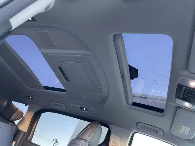 トヨタ アルファード S Cパッケージ 東京都 2015(平27)年 3.3万km ブラック メーカーナビ　/後席モニター　/サンルーフ　/全周囲カメラ　/ＪＢＬサウンド　/電動リアゲート　/両側電動ドア　/ＯＰ革シート　/シート・ハンドルヒーター　/クルコン　/ＡＣ１００Ｖ　/寒冷地仕様　/純正１８インチＡＷ　/ローダウン/禁煙