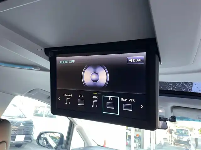 トヨタ アルファード S Cパッケージ 東京都 2015(平27)年 3.3万km ブラック メーカーナビ　/後席モニター　/サンルーフ　/全周囲カメラ　/ＪＢＬサウンド　/電動リアゲート　/両側電動ドア　/ＯＰ革シート　/シート・ハンドルヒーター　/クルコン　/ＡＣ１００Ｖ　/寒冷地仕様　/純正１８インチＡＷ　/ローダウン/禁煙