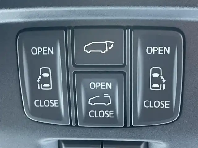 トヨタ アルファード S Cパッケージ 東京都 2015(平27)年 3.3万km ブラック メーカーナビ　/後席モニター　/サンルーフ　/全周囲カメラ　/ＪＢＬサウンド　/電動リアゲート　/両側電動ドア　/ＯＰ革シート　/シート・ハンドルヒーター　/クルコン　/ＡＣ１００Ｖ　/寒冷地仕様　/純正１８インチＡＷ　/ローダウン/禁煙