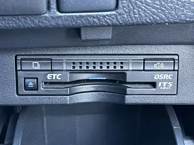 トヨタ アルファード S Cパッケージ 東京都 2015(平27)年 3.3万km ブラック メーカーナビ　/後席モニター　/サンルーフ　/全周囲カメラ　/ＪＢＬサウンド　/電動リアゲート　/両側電動ドア　/ＯＰ革シート　/シート・ハンドルヒーター　/クルコン　/ＡＣ１００Ｖ　/寒冷地仕様　/純正１８インチＡＷ　/ローダウン/禁煙