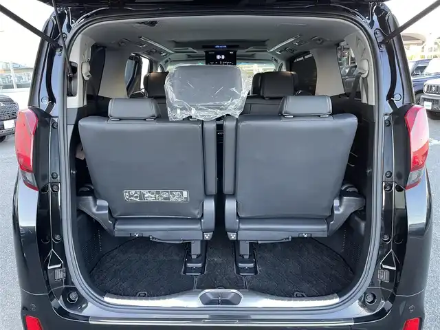 トヨタ アルファード S Cパッケージ 東京都 2015(平27)年 3.3万km ブラック メーカーナビ　/後席モニター　/サンルーフ　/全周囲カメラ　/ＪＢＬサウンド　/電動リアゲート　/両側電動ドア　/ＯＰ革シート　/シート・ハンドルヒーター　/クルコン　/ＡＣ１００Ｖ　/寒冷地仕様　/純正１８インチＡＷ　/ローダウン/禁煙