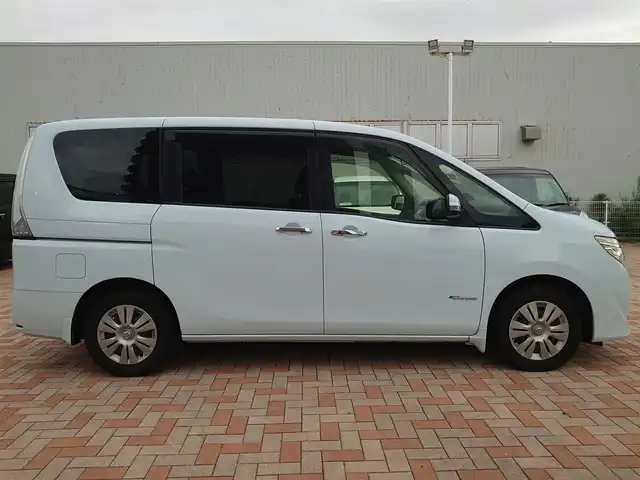 車両画像10