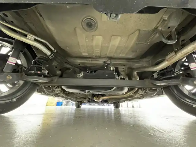 スズキ スペーシア カスタム HYBRID XS 滋賀県 2018(平30)年 5万km ブルーイッシュブラックパール3 禁煙車　/社外7インチナビ/・TV・CD・AM・FM/ETC/両側パワースライド　/衝突軽減ブレーキ　/スペアキー　/シートヒーター　/ハーフレザー　/ビルドインＥＴＣ　/ステアリングスイッチ　/サーキュレーター　/純正フロアマット　/純正アルミホイール/革巻きステアリング/ステアリングスイッチ