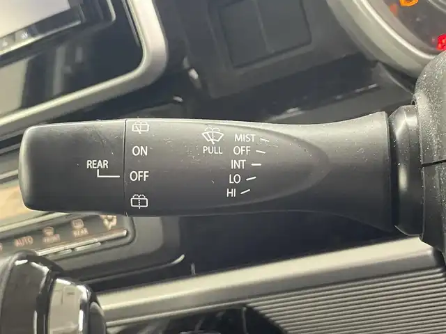スズキ スペーシア カスタム HYBRID XS 滋賀県 2018(平30)年 5万km ブルーイッシュブラックパール3 禁煙車　/社外7インチナビ/・TV・CD・AM・FM/ETC/両側パワースライド　/衝突軽減ブレーキ　/スペアキー　/シートヒーター　/ハーフレザー　/ビルドインＥＴＣ　/ステアリングスイッチ　/サーキュレーター　/純正フロアマット　/純正アルミホイール/革巻きステアリング/ステアリングスイッチ