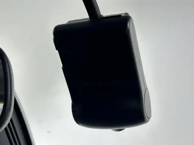 日産 セレナ ハイウェイスター 佐賀県 2016(平28)年 6.4万km ダイヤモンドブラック 純正7インチナビ/フルセグTV/CD/DVD/Bluetooth/全方位カメラ　/衝突被害軽減システム/クルーズコントロール/横滑り防止装置/標識検知機能/自動駐車システム/クリアランスソナー/前方ドライブレコーダー/両側パワースライドドア/ハンズフリースライドドア/後席サンシェード/シートバックテーブル/ISOFIX対応シート/カーテンエアバック/純正フロアマット/純正ドアバイザー/純正16インチアルミホイール/プッシュスタート/スマートキー/スペアキー×１/電動格納ミラー