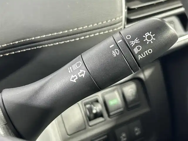 日産 セレナ ハイウェイスター 佐賀県 2016(平28)年 6.4万km ダイヤモンドブラック 純正7インチナビ/フルセグTV/CD/DVD/Bluetooth/全方位カメラ　/衝突被害軽減システム/クルーズコントロール/横滑り防止装置/標識検知機能/自動駐車システム/クリアランスソナー/前方ドライブレコーダー/両側パワースライドドア/ハンズフリースライドドア/後席サンシェード/シートバックテーブル/ISOFIX対応シート/カーテンエアバック/純正フロアマット/純正ドアバイザー/純正16インチアルミホイール/プッシュスタート/スマートキー/スペアキー×１/電動格納ミラー