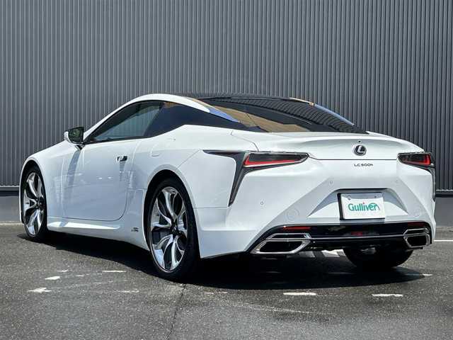 レクサス ＬＣ 500h Lパッケージ 福島県 2017(平29)年 1.1万km ホワイトノーヴァガラスフレーク 純正ナビ/（AM/FM/BT/CD/DVD)/フルセグテレビ/バックモニター/ETC2.0/ガラスルーフ/本革シート/前席パワーシート/ＬＥＤヘッドライト/オートライト/純正ホイール/純正フロアマット/衝突被害軽減ブレーキ/レーンキープアシスト/オートクルーズコントロール/コーナーセンサー/ブラインドスポットモニター/リアクロストラフィックアラート/ヘッドアップディスプレイ/ブレーキホールド/前方ドライブレコーダー/ステアリングリモコン/パドルシフト