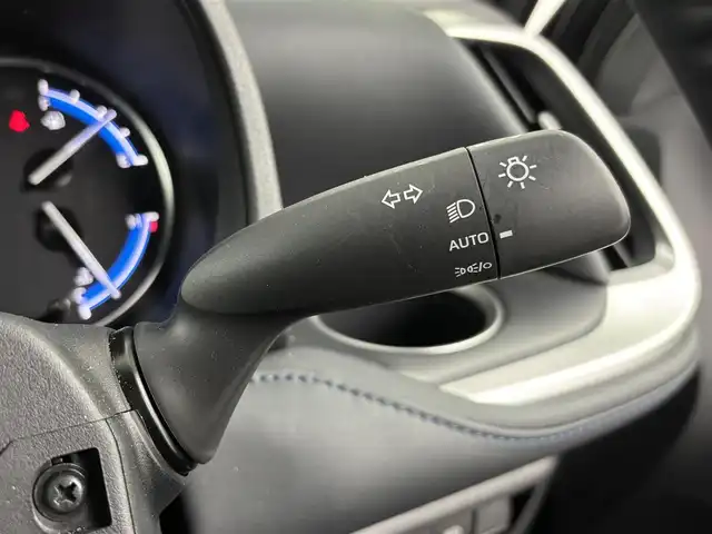 トヨタ ヴォクシー ハイブリッド S－Z 埼玉県 2024(令6)年 0.6万km スパークリングブラックパールクリスタルシャイン ワンオーナー/ディスプレイオーディオプラス/トヨタセーフティセンス/レーンディパーチャーアラート/プリクラッシュセーフティ/プロアクティブドライビングアシスト/リヤカメラディテクション/パーキングサポートブレーキ/ロードサインアシスト/ハンズフリー両側パワースライドドア/レーダークルーズコントロール/ビルトインETC2.0/パノラミックビューモニター/快適利便パッケージHigh/プロジェクター式ＬＥＤヘッドライト/前後コーナーセンサー/シートヒーター(D+N+2列目)/純正アルミホイール17インチ/純正フロアマット