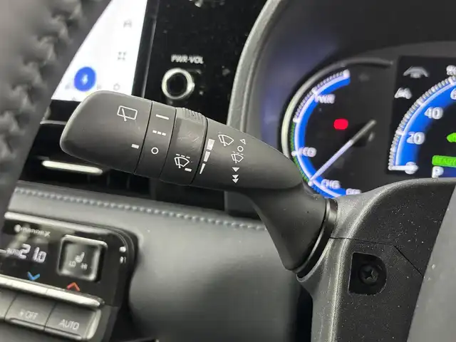 トヨタ ヴォクシー ハイブリッド S－Z 埼玉県 2024(令6)年 0.6万km スパークリングブラックパールクリスタルシャイン ワンオーナー/ディスプレイオーディオプラス/トヨタセーフティセンス/レーンディパーチャーアラート/プリクラッシュセーフティ/プロアクティブドライビングアシスト/リヤカメラディテクション/パーキングサポートブレーキ/ロードサインアシスト/ハンズフリー両側パワースライドドア/レーダークルーズコントロール/ビルトインETC2.0/パノラミックビューモニター/快適利便パッケージHigh/プロジェクター式ＬＥＤヘッドライト/前後コーナーセンサー/シートヒーター(D+N+2列目)/純正アルミホイール17インチ/純正フロアマット