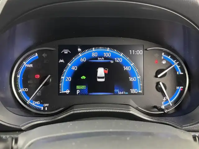 トヨタ ヴォクシー ハイブリッド S－Z 埼玉県 2024(令6)年 0.6万km スパークリングブラックパールクリスタルシャイン ワンオーナー/ディスプレイオーディオプラス/トヨタセーフティセンス/レーンディパーチャーアラート/プリクラッシュセーフティ/プロアクティブドライビングアシスト/リヤカメラディテクション/パーキングサポートブレーキ/ロードサインアシスト/ハンズフリー両側パワースライドドア/レーダークルーズコントロール/ビルトインETC2.0/パノラミックビューモニター/快適利便パッケージHigh/プロジェクター式ＬＥＤヘッドライト/前後コーナーセンサー/シートヒーター(D+N+2列目)/純正アルミホイール17インチ/純正フロアマット