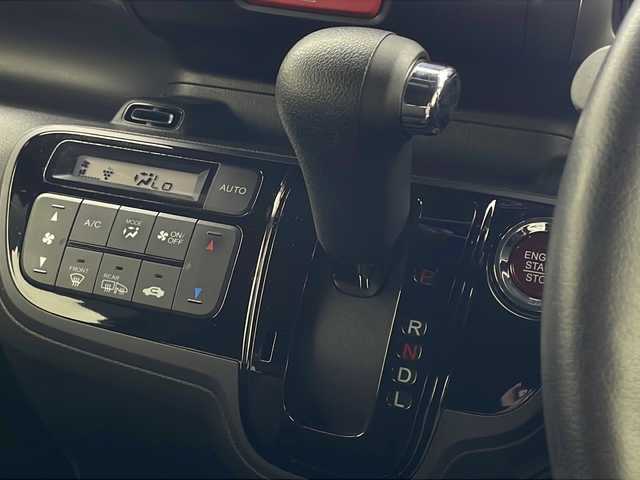 ホンダ Ｎ ＢＯＸ スラッシュ X 宮城県 2016(平28)年 5.9万km 赤 ４ＷＤ　/純正ナビ(CD/DVD/BT/フルセグTV)/バックカメラ　/ワイヤレス充電　/ホンダセンシング/　・クルーズコントロール　/　・衝突被害軽減ブレーキ /　・横滑り防止装置 /オートライト/電動パーキングブレーキ /前席シートヒーター　/ステアリングヒーター /ハーフレザーシート /スマートキー/プッシュスタート