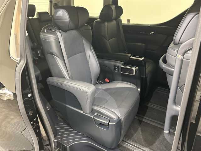 トヨタ アルファード S Cパッケージ 愛媛県 2022(令4)年 3万km ブラック ・９型ナビ（フルセグＴＶ・ＢＴ・ＦＭ・ＡＭ・ＵＳＢ）/・バックカメラ　/・サンルーフ　/・１２．１型後席モニター　/・デジタルインナーミラー　/・ビルトインＥＴＣ　/・クルーズコントロール/・ＤＮ席パワーシート　/・ＤＮ席シートヒーター/・DN席ベンチレーション/・両側パワースライドドア/・オートマチックハイビーム/・ステアリングヒーター/・パワーバックドア/・三眼LEDヘッドライト
