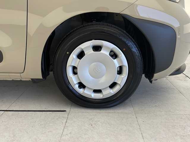 トヨタ シエンタ ハイブリッド G 愛知県 2025(令7)年 0.1万km未満 ベージュ 登録済未使用車/衝突軽減システム/純正ディスプレイオーディオ（ナビなし）/全方位カメラ/両側パワースライドドア/レーダークルーズコントロール/Bluetooth/バックカメラ/コーナーセンサー/ブラインドスポットモニター/LEDヘッドライト/オートマチックハイビーム/ETC/ステアリングスイッチ/スマートキー/プッシュスタート