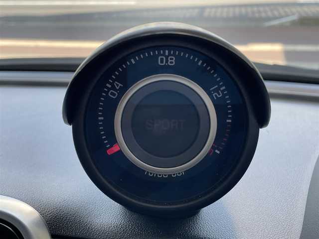 アバルト ５９５ ツーリズモ 青森県 2018(平30)年 4.6万km グレー ターボ/純正ディスプレイオーディオ/【AM/FM/USB/BT/AUX】/MTモード付AT/スポーツモード/フォグランプ/黒レザーシート/パドルシフト/ステアリングスイッチ/コーナーセンサー/純正フロアマット/純正AWスタッドレスタイヤ積込