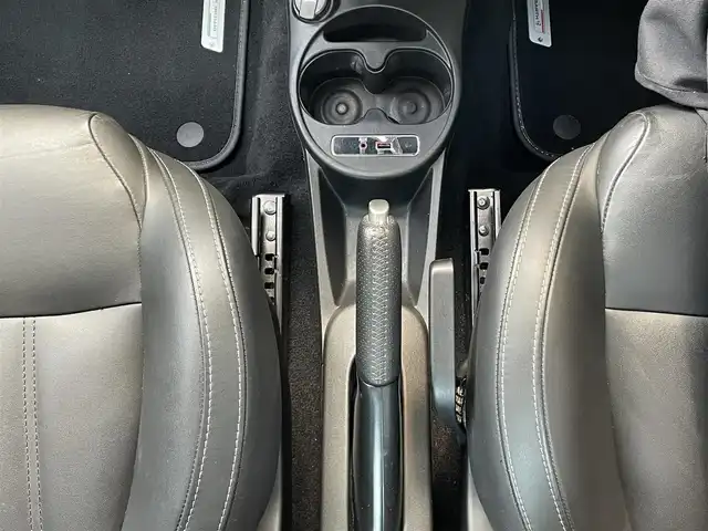 アバルト ５９５ ツーリズモ 青森県 2018(平30)年 4.6万km グレー ターボ/純正ディスプレイオーディオ/【AM/FM/USB/BT/AUX】/MTモード付AT/スポーツモード/フォグランプ/黒レザーシート/パドルシフト/ステアリングスイッチ/コーナーセンサー/純正フロアマット/純正AWスタッドレスタイヤ積込