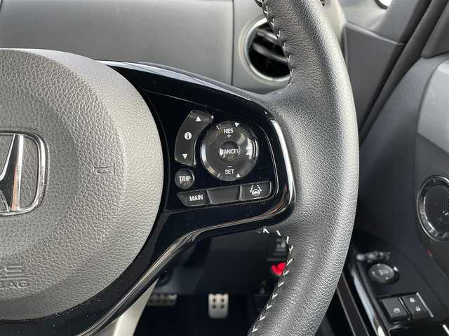 ホンダ Ｎ ＢＯＸ カスタム L ターボ スタイル+ブラック 千葉県 2022(令4)年 1.5万km プラチナホワイトパール 大型ルーフコンソール/衝突被害軽減システム/車線逸脱警報/クルーズコントロール/ハーフレザーシート/両側パワースライドドア/横滑り防止装置/ETC/アイドリングストップ/LEDヘッドライト/フォグランプ/オートライト/ウィンカーミラー/電動格納ミラー/純正15インチAW/シートヒーター/シートリフター/電子制御パーキング/ブレーキホールド/プッシュスタート/スマートキー/フロアマット/ドアバイザー/スペアキー/取扱説明書/保証書