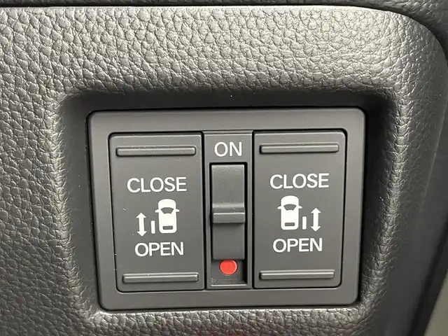 ホンダ Ｎ ＢＯＸ カスタム L ターボ スタイル+ブラック 埼玉県 2022(令4)年 1.5万km プラチナホワイトパール 純正オーディオ/衝突被害軽減システム/車線逸脱警報/クルーズコントロール/ハーフレザーシート/両側パワースライドドア/ETC/LEDオートライト/フォグランプ/シートヒーター/スマートキー/取扱説明書/保証書