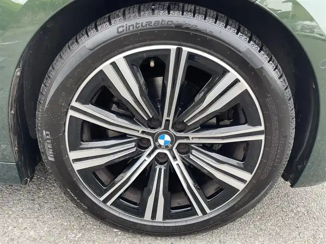 ＢＭＷ ４２０ｉ カブリオレ 神奈川県 2021(令3)年 2.5万km 緑