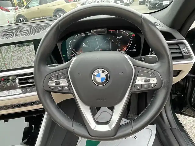 ＢＭＷ ４２０ｉ カブリオレ 神奈川県 2021(令3)年 2.5万km 緑