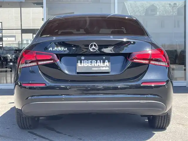 メルセデス・ベンツ Ａ２００ｄ セダン 岐阜県 2020(令2)年 2.3万km コスモスブラック レーダーセーフティパッケージ/　アクティブディスタンスアシストディストロニック/　アクティブブレーキアシスト/　PRE-SAFE/　PRE-SAFEプラス/　渋滞時緊急ブレーキ/　アクティブブラインドスポットアシスト/　アクティブレーンキーピングアシスト/　アクティブステアリングアシスト/　アクティブレーンチェンジアシスト/　アクティブエマージェンシーストップアシスト/ナビパッケージ/　Mercedes me connectナビ/　フルセグTV/　トラフィックサインアシスト/バックカメラ/LEDハイパフォーマンスヘッドライト/パーキングアシスト縦列、並列駐車/ETC2.0