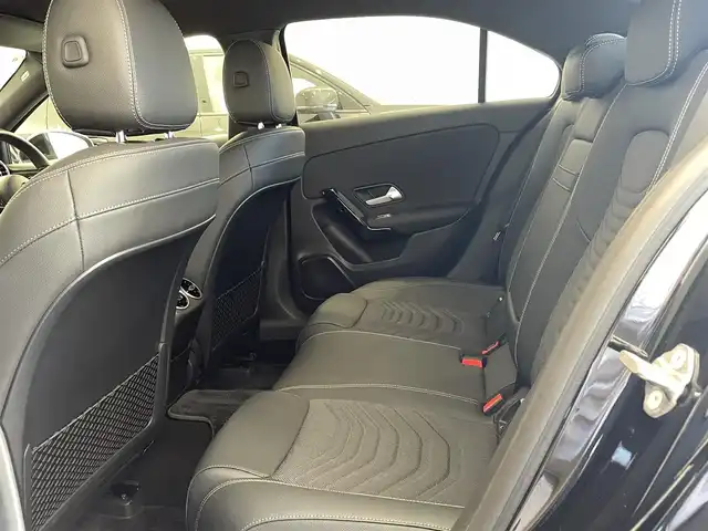 メルセデス・ベンツ Ａ２００ｄ セダン 岐阜県 2020(令2)年 2.3万km コスモスブラック レーダーセーフティパッケージ/　アクティブディスタンスアシストディストロニック/　アクティブブレーキアシスト/　PRE-SAFE/　PRE-SAFEプラス/　渋滞時緊急ブレーキ/　アクティブブラインドスポットアシスト/　アクティブレーンキーピングアシスト/　アクティブステアリングアシスト/　アクティブレーンチェンジアシスト/　アクティブエマージェンシーストップアシスト/ナビパッケージ/　Mercedes me connectナビ/　フルセグTV/　トラフィックサインアシスト/バックカメラ/LEDハイパフォーマンスヘッドライト/パーキングアシスト縦列、並列駐車/ETC2.0