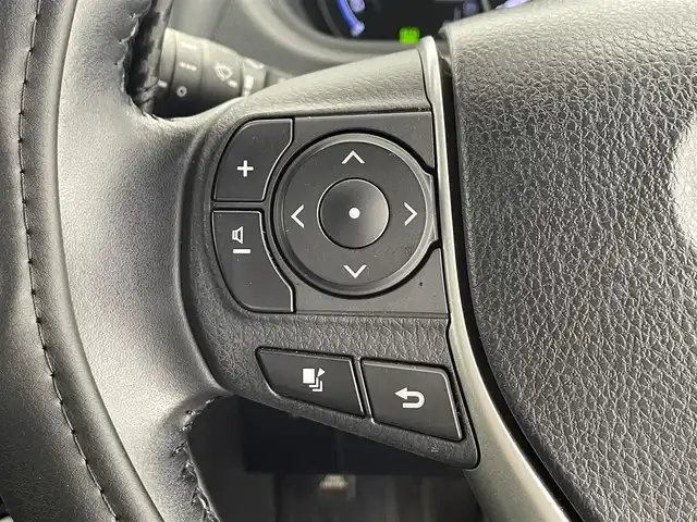 トヨタ ヴォクシー ハイブリッド ZS 煌 千葉県 2018(平30)年 5.7万km イナズマスパーキングブラックガラスフレーク モデリスタエアロ/衝突軽減ブレーキ/レーンキープアシスト/レーダークルーズコントロール/オートマチックハイビーム/純正メモリナビ/（フルセグ//Bluetooth/CD/DVD/USB/FM/AM/HDMI）/バックカメラ/ＥＴＣ/ドライブレコーダー（前のみ）/アイドリングストップ/シートヒーター（運転席＋助手席）/両側パワースライドドア/シートバックテーブル/LEDヘッドライト/フォグライト/電動格納ミラー/ロールサンシェード